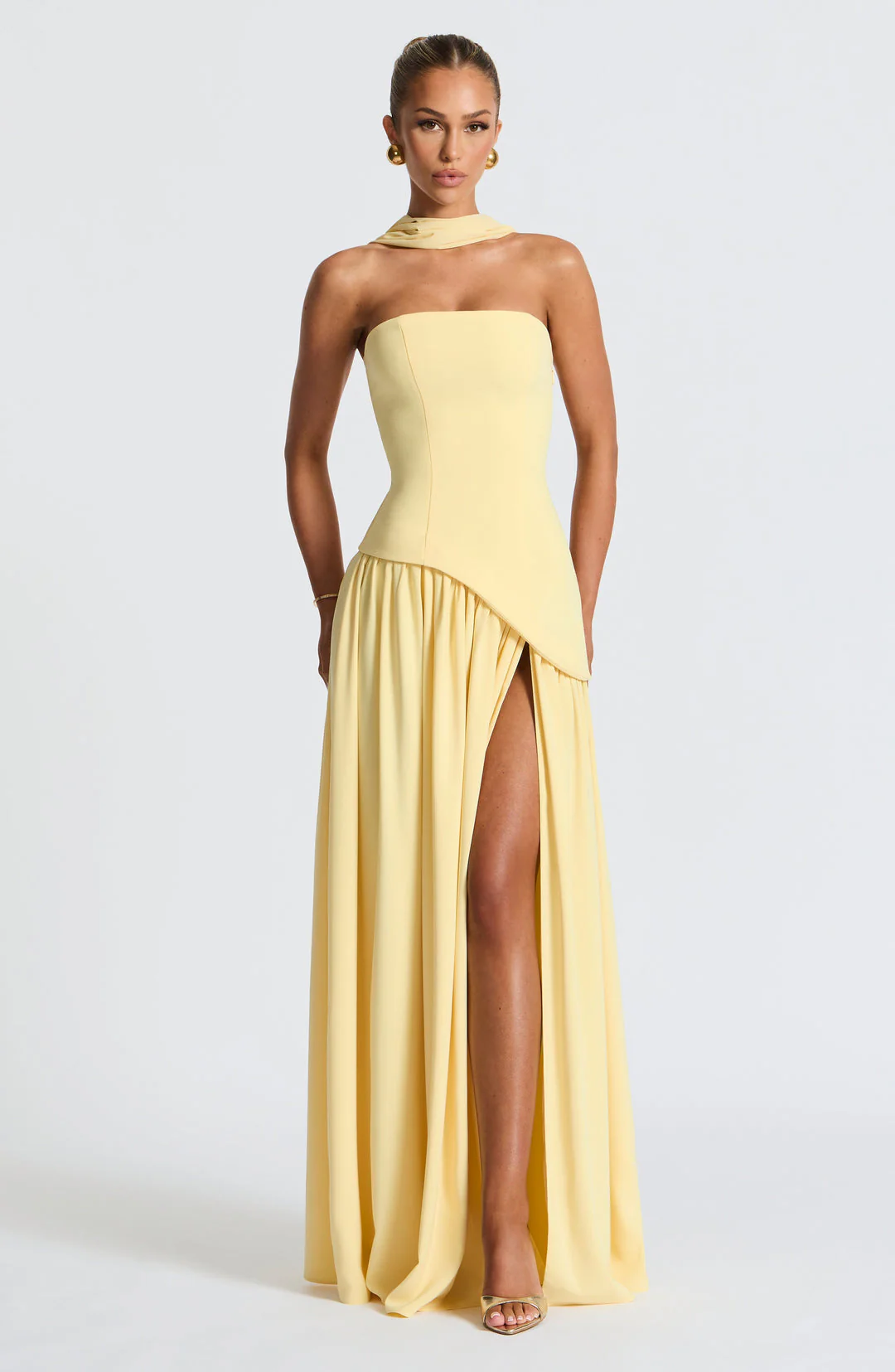 Women's strapless maxi gown with matching scarf