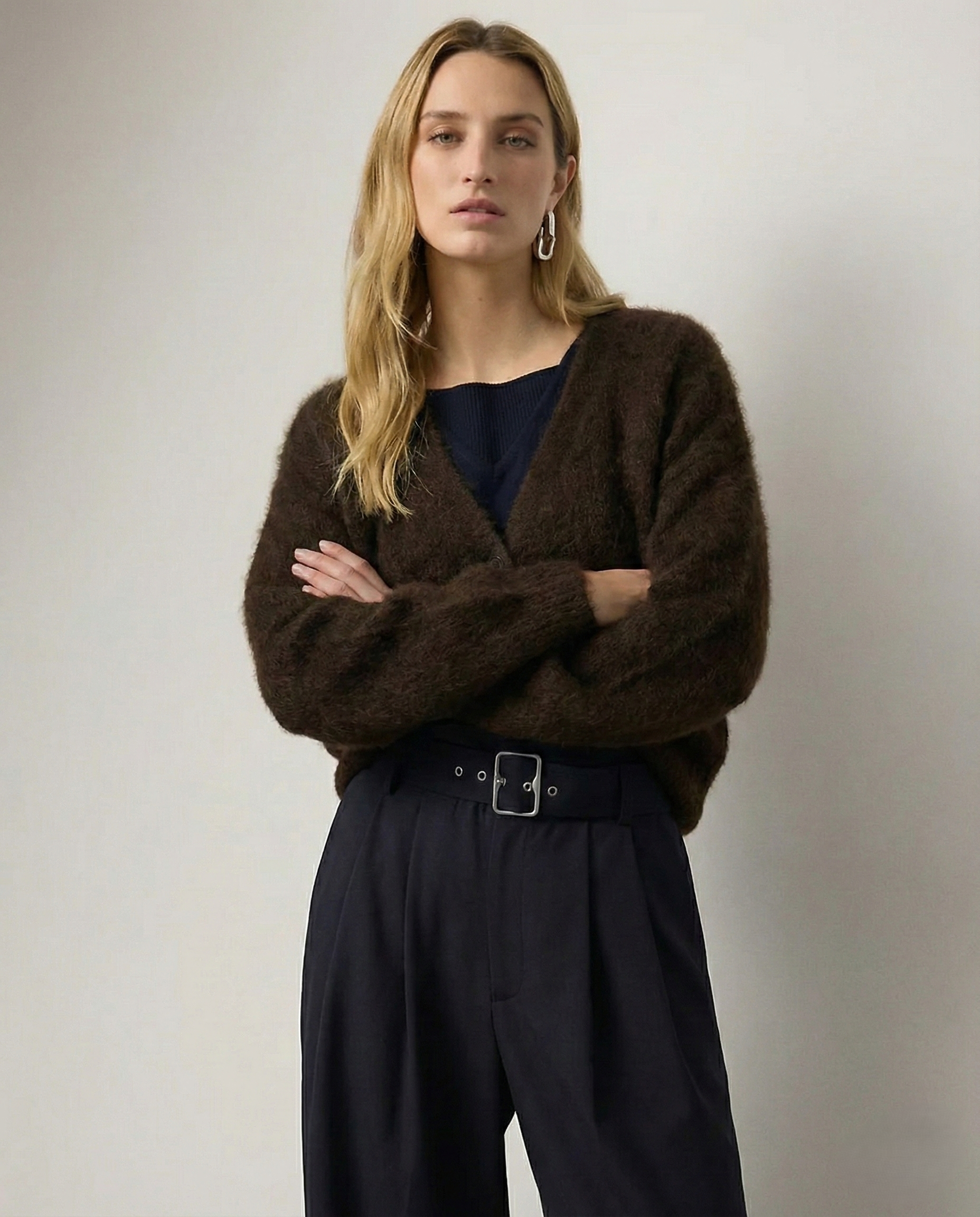 Women's open-front cardigan with long sleeves and ribbed trim