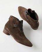 Women's ankle boots with crest detail and block heel