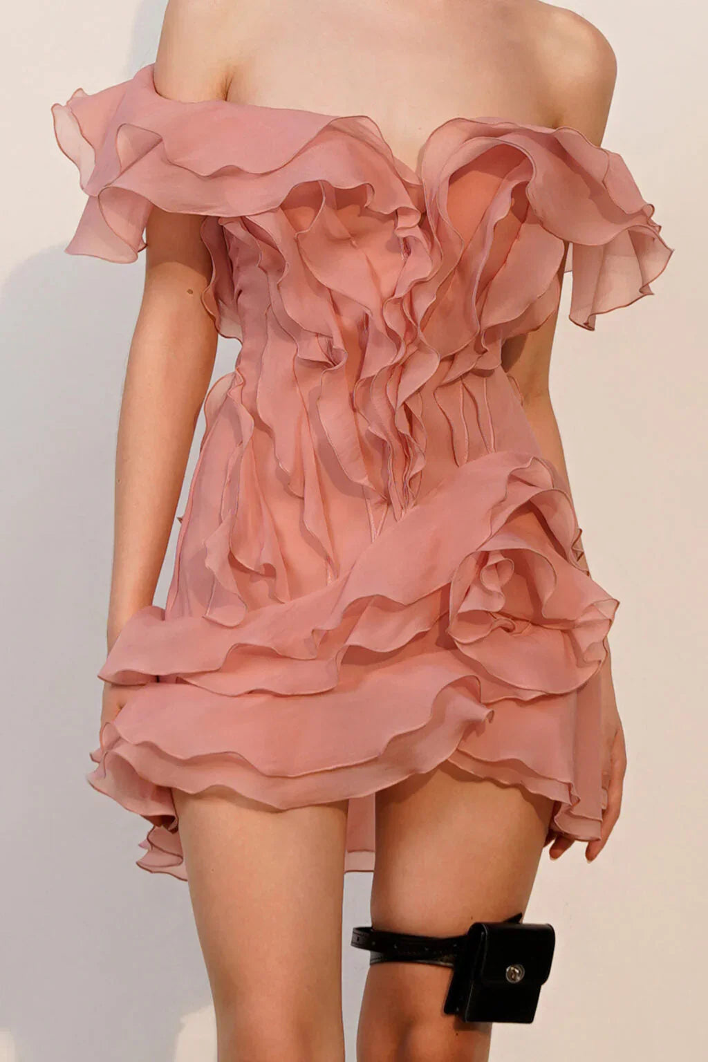 Women's deep V-neck ruffled mini summer dress