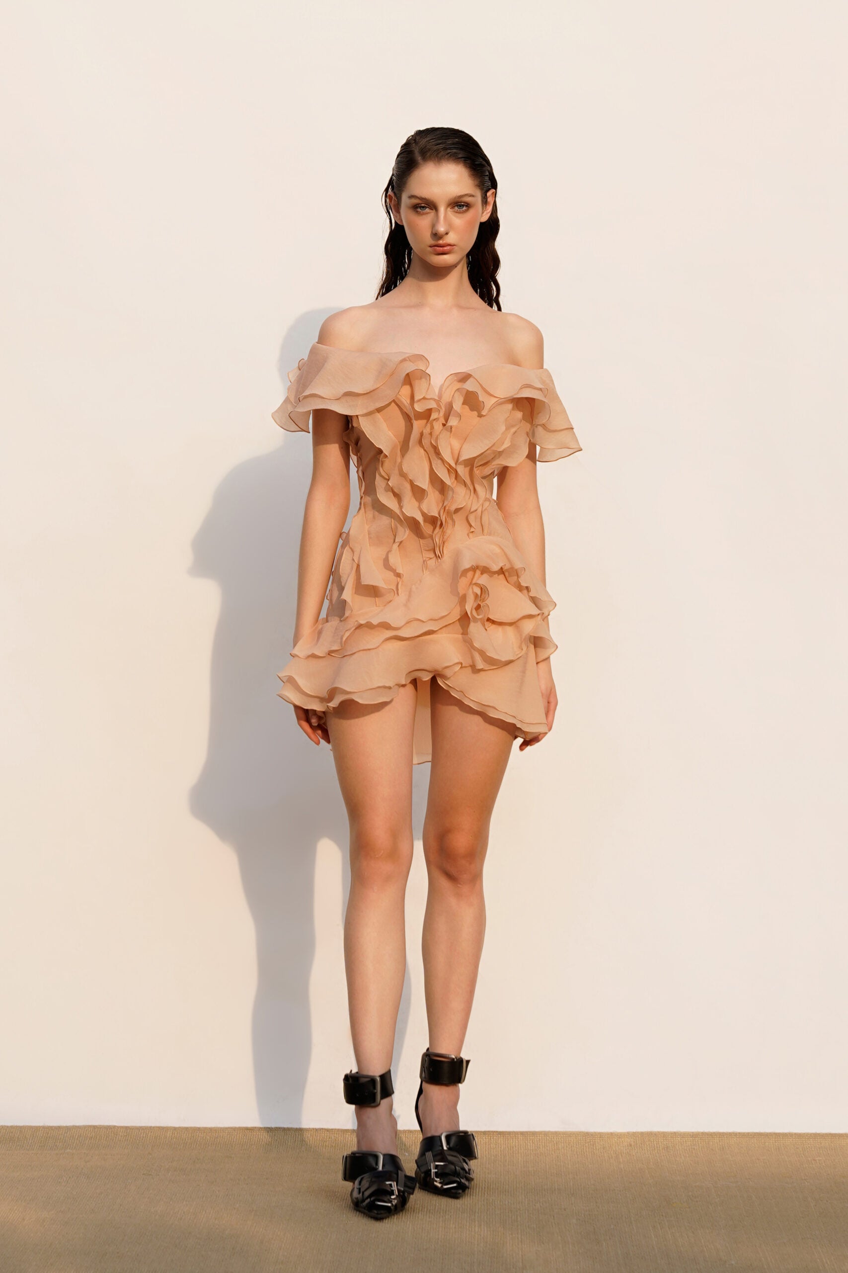 Women's deep V-neck ruffled mini summer dress