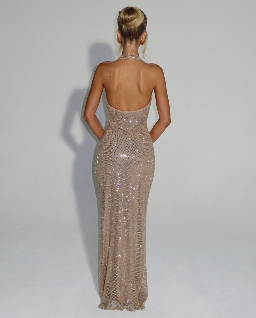 Women's maxi dress with sequin halter neck