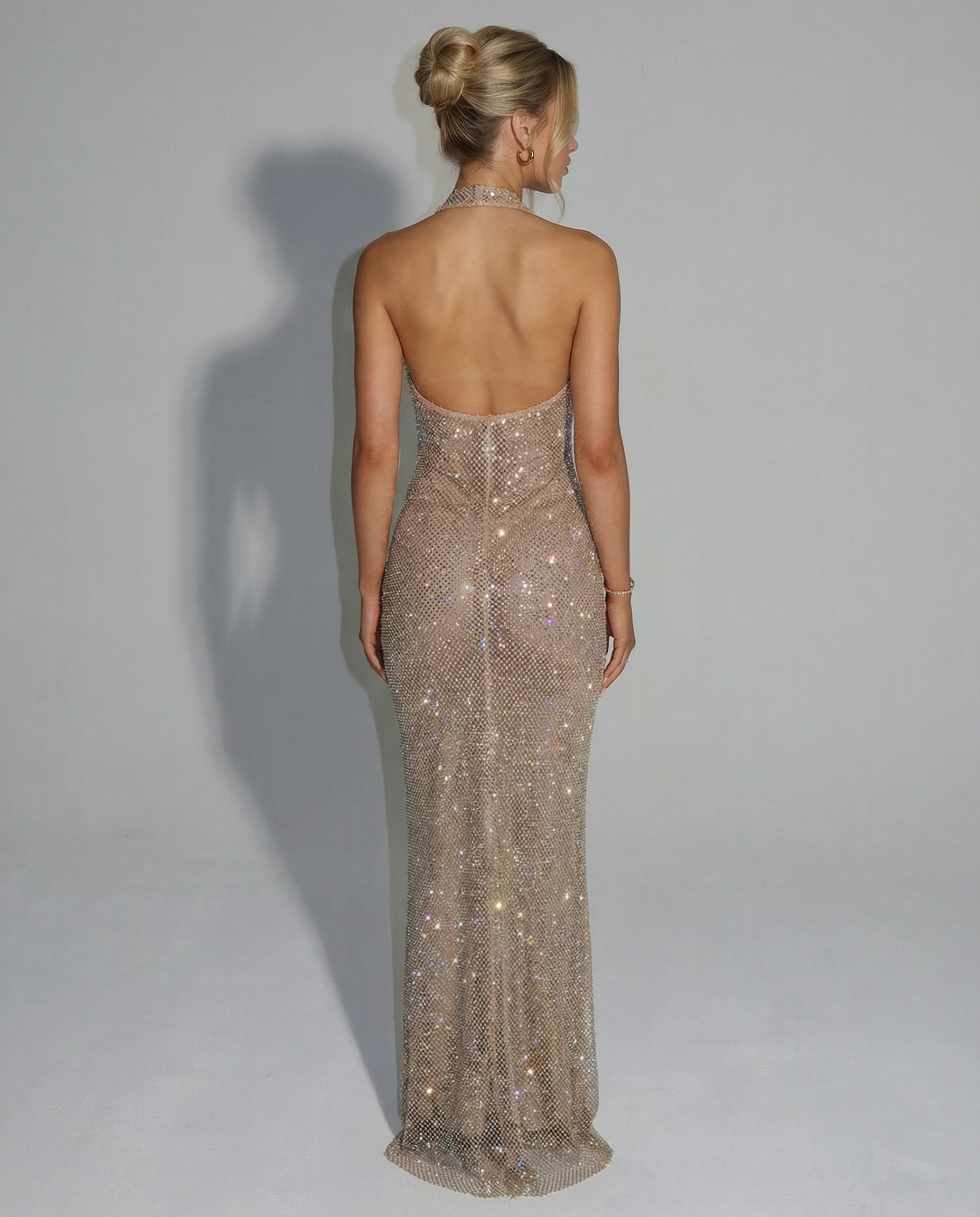 Women's maxi dress with sequin halter neck