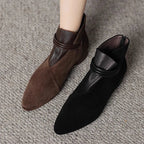 Women's ankle boots with crest detail and block heel
