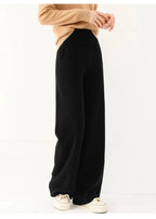 Women's tapered sweatpants with elasticated waistband