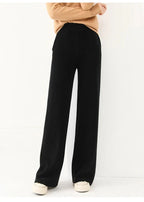 Women's tapered sweatpants with elasticated waistband