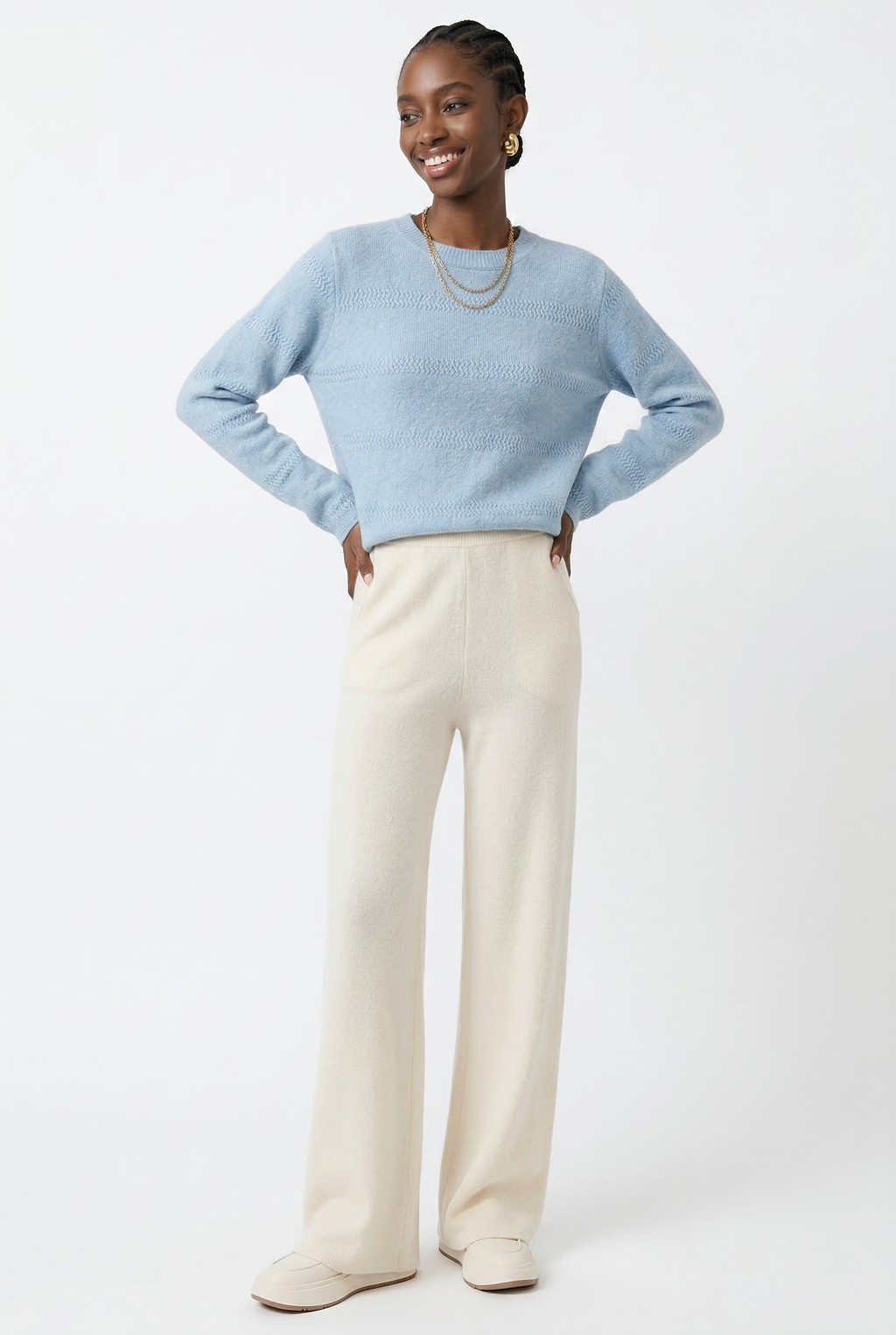Women's tapered sweatpants with elasticated waistband