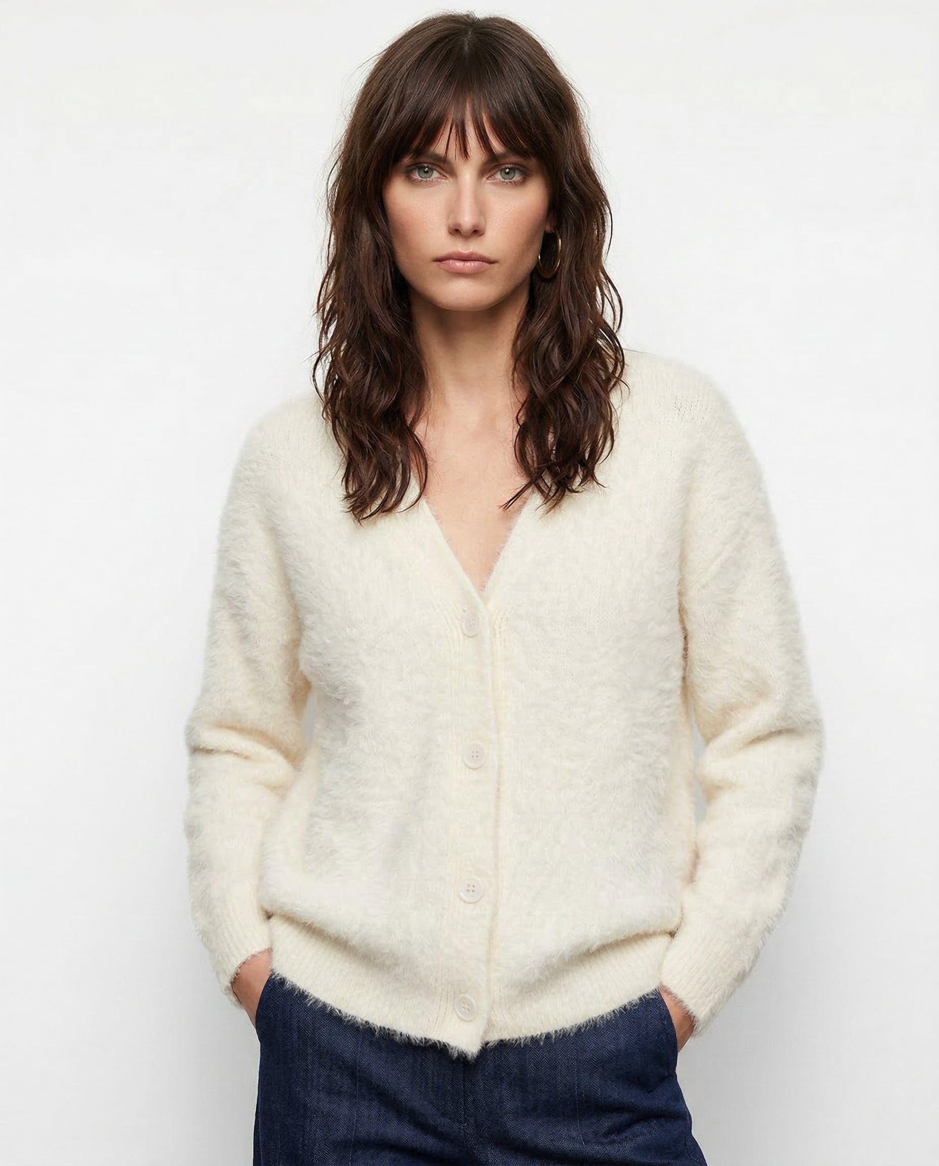 Women's open-front cardigan with long sleeves and ribbed trim