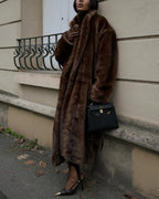 Women's maxi faux-fur coat with long sleeves