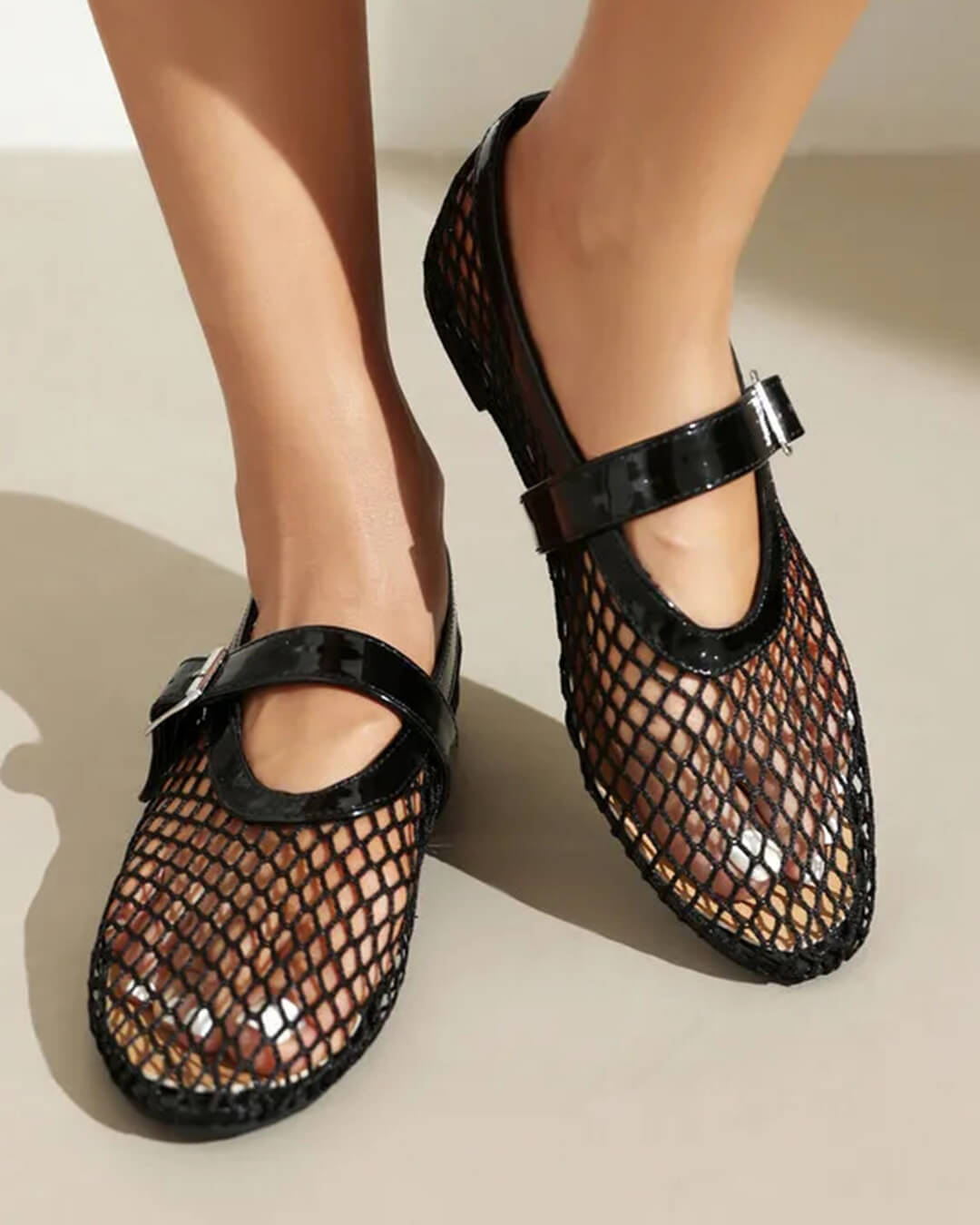 Women's mesh ballet flats with buckle
