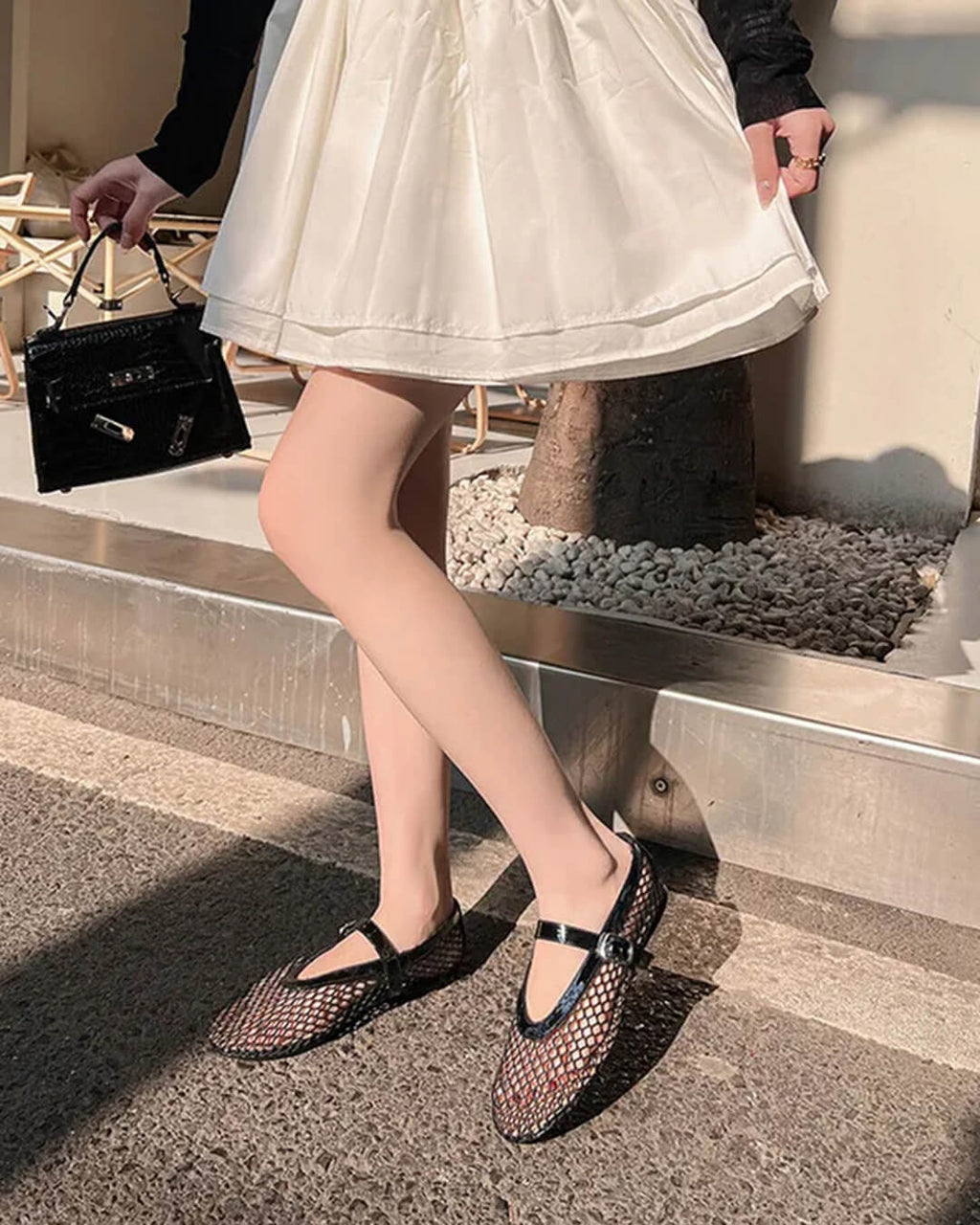Women's mesh ballet flats with buckle