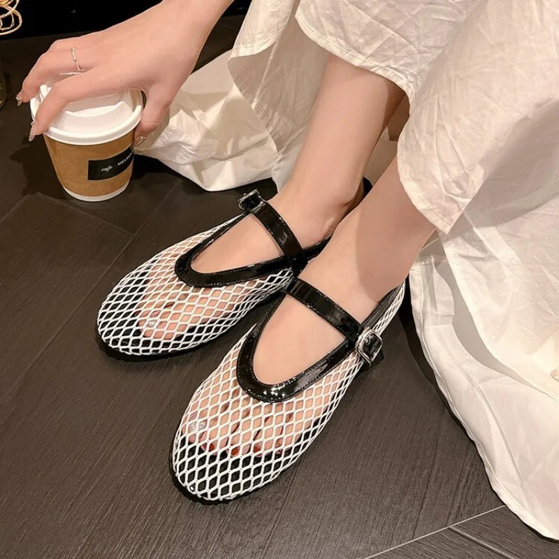 Women's mesh ballet flats with buckle