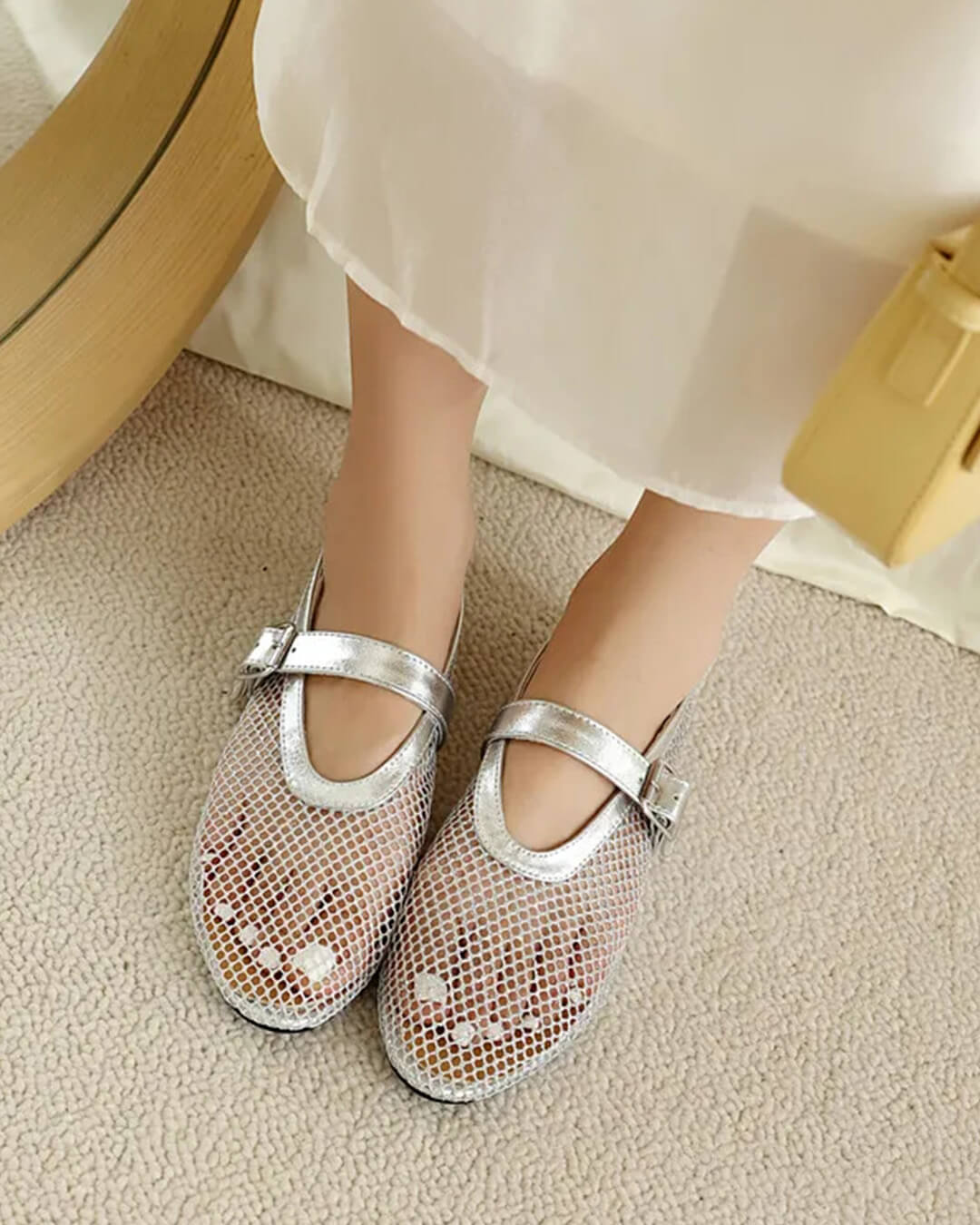 Women's mesh ballet flats with buckle