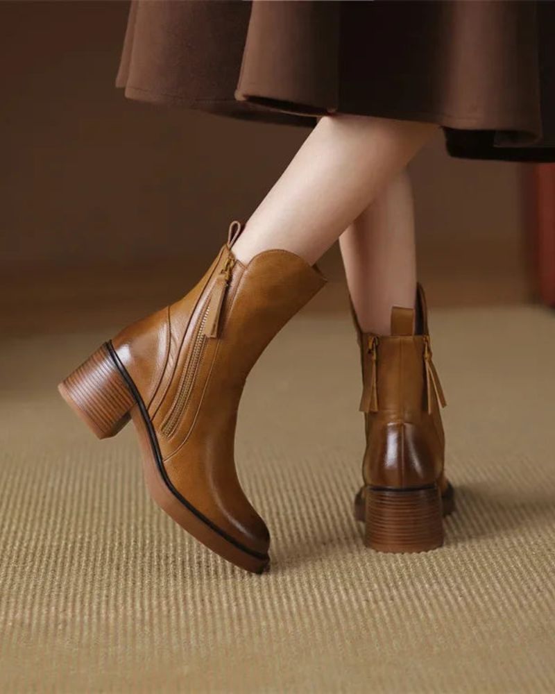 Women's Ankle Boots With Pull Tab