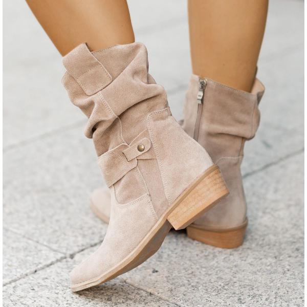 Women's ankle boots with zip fastening