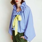 Women's blouse with puffed sleeves and fitted body