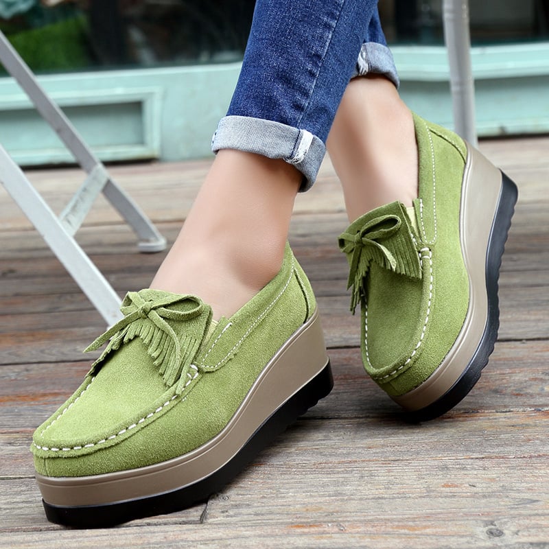 Women's bow and tassel slip-on platform shoes