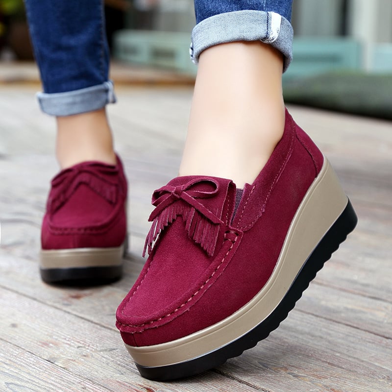 Women's bow and tassel slip-on platform shoes