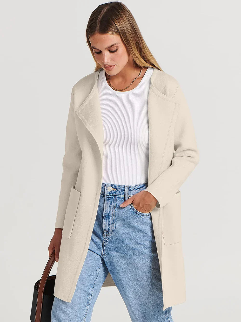Women's coatigan with lapel collar and long sleeves
