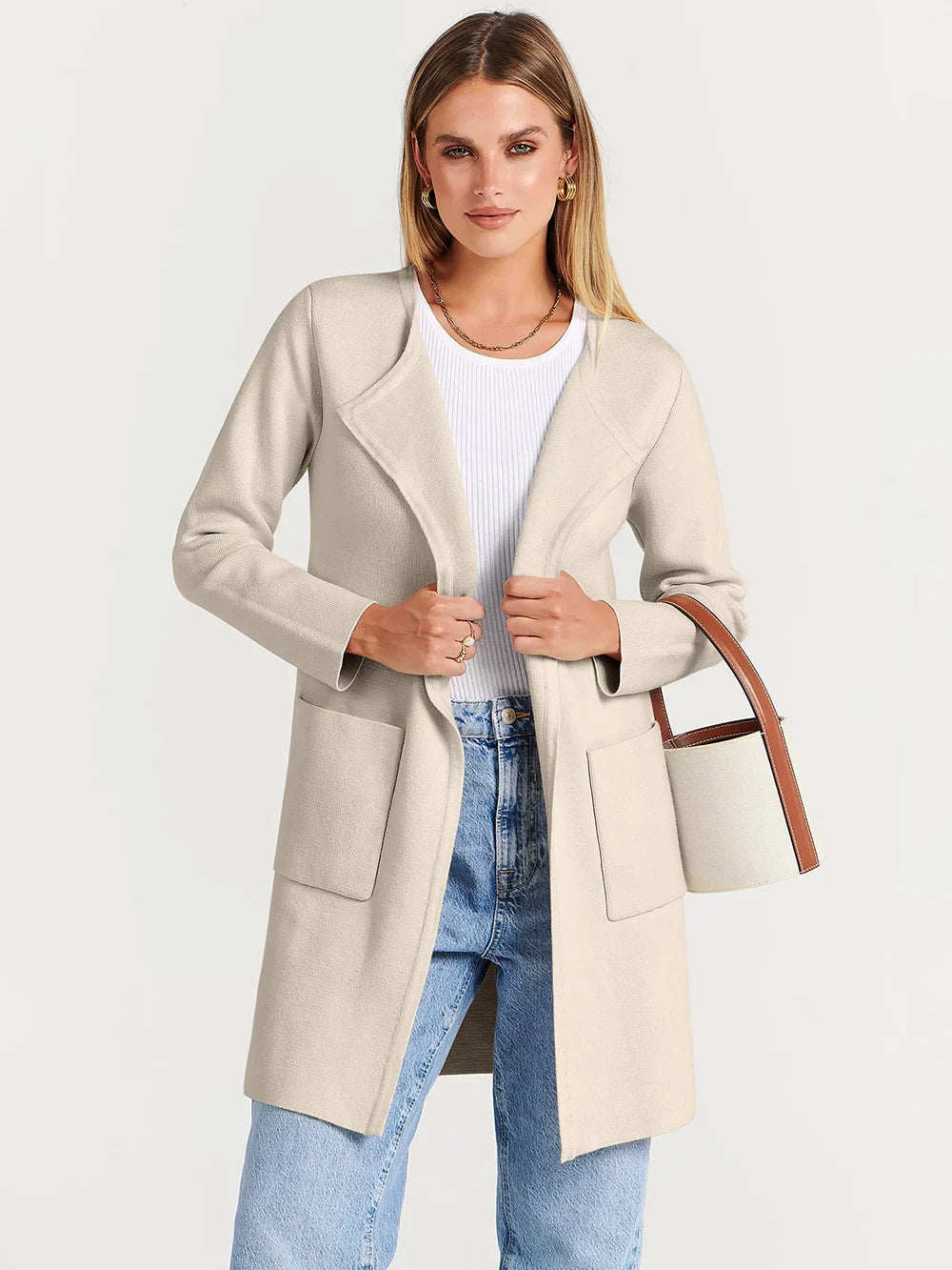 Women's coatigan with lapel collar and long sleeves