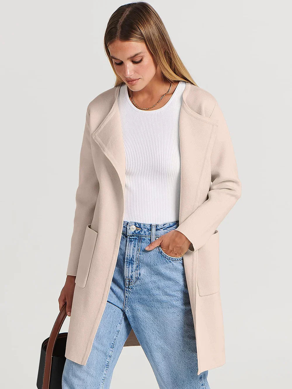 Women's coatigan with lapel collar and long sleeves