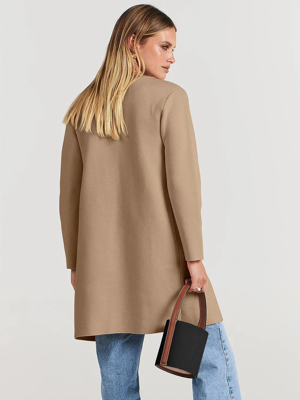 Women's coatigan with lapel collar and long sleeves