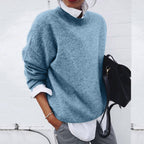 Women's crew-neck sweater with long sleeves