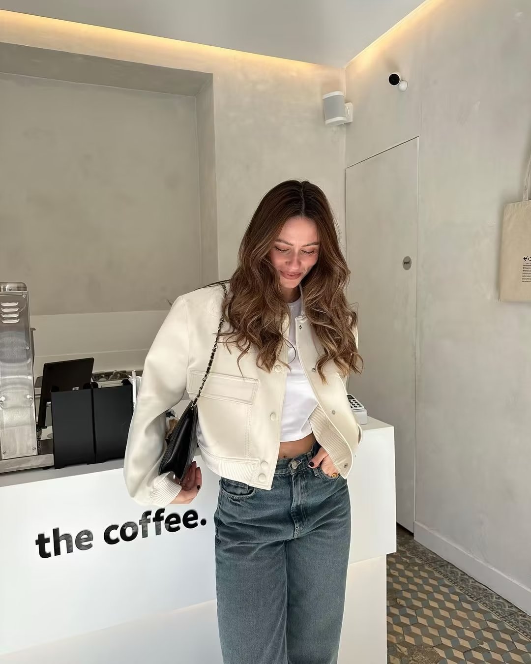 Women's cropped snap-button bomber jacket