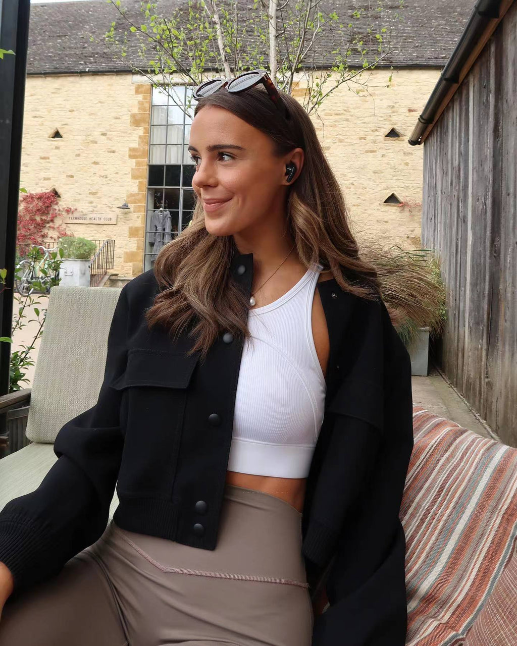Women's cropped snap-button bomber jacket