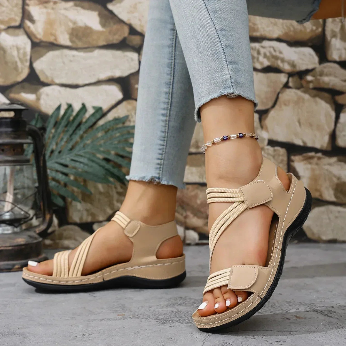 Women's cross strap flat summer sandals