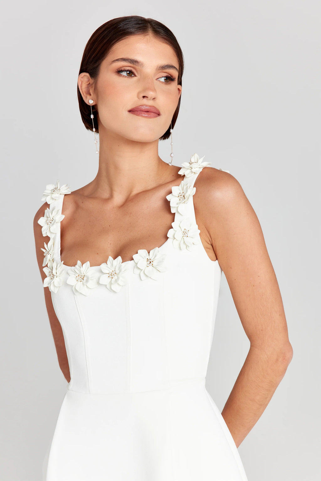 Women's floral appliqué scoop neck mini cocktail dress