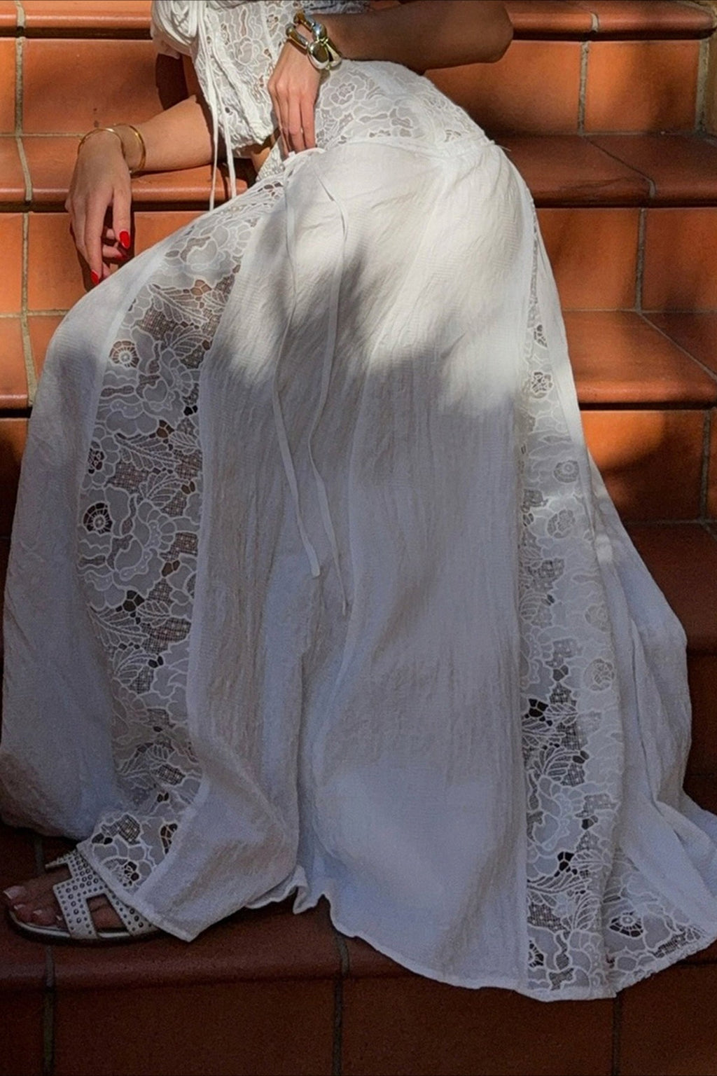 Women's flowy lace panel maxi skirt with low waist