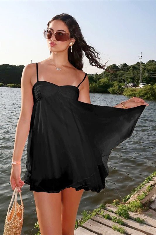 Women's flowy sweetheart mini summer dress