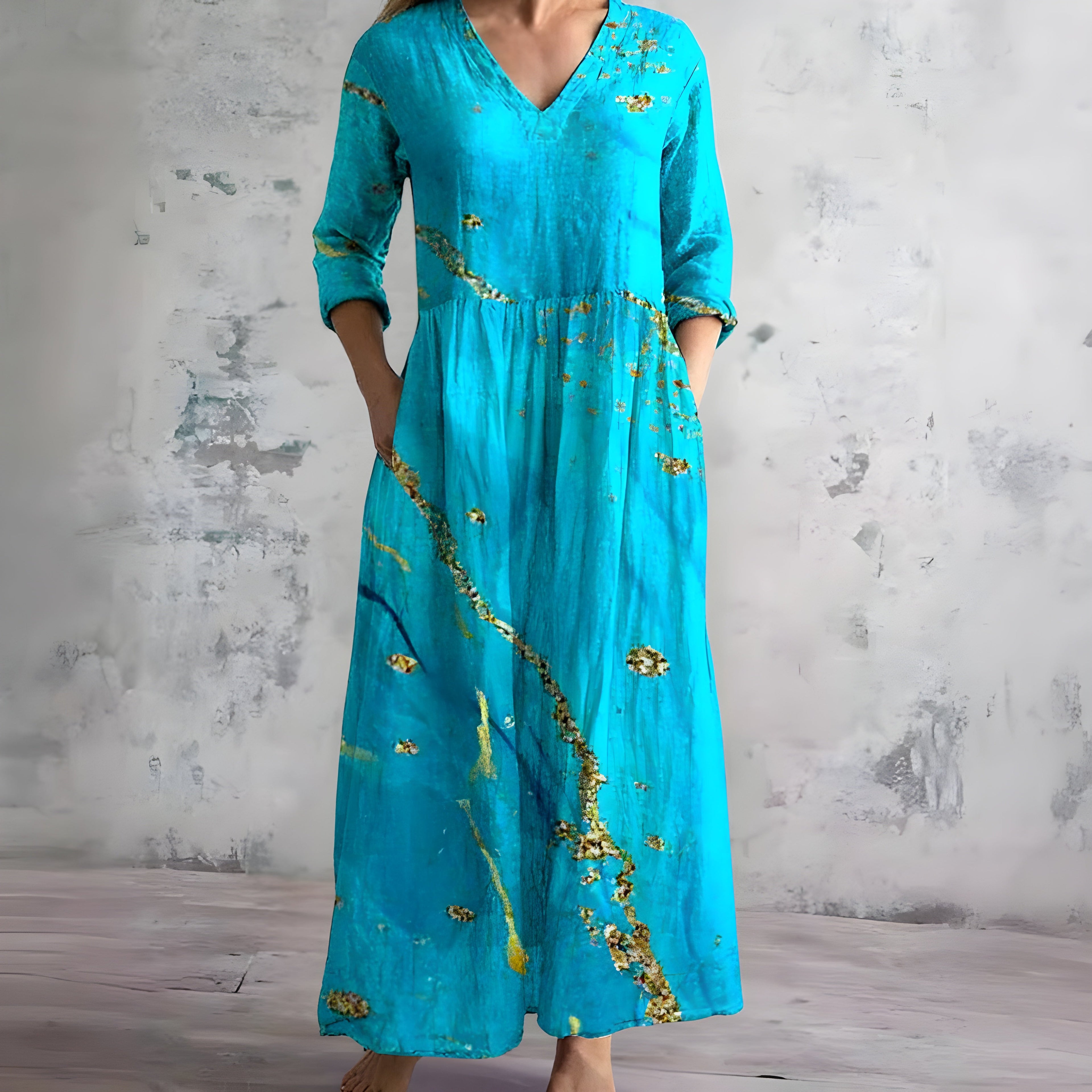 Women's flowy V-neck floral maxi summer dress