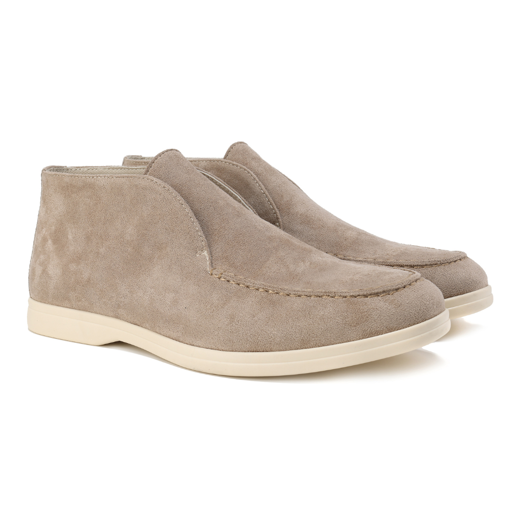 Men's high-heel loafers with slip-on construction