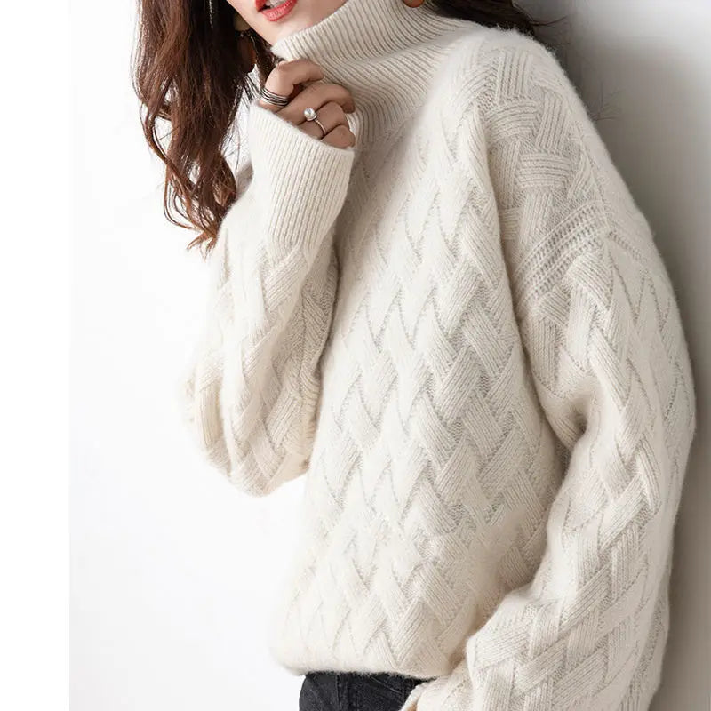Women's high-neck jumper with long sleeves
