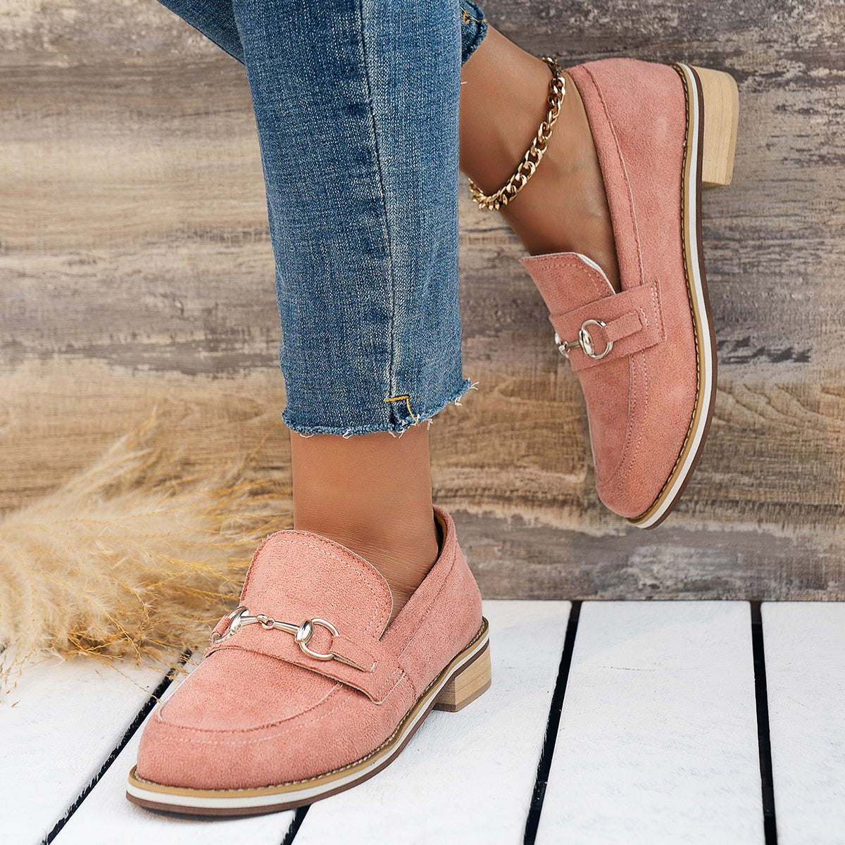 Women's horsebit slip-on loafers with low block heel