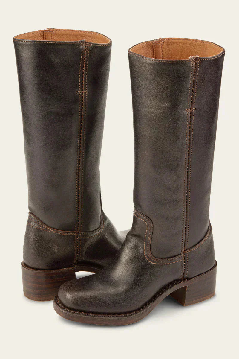 Women's knee-high boots with slim fit and structured sole
