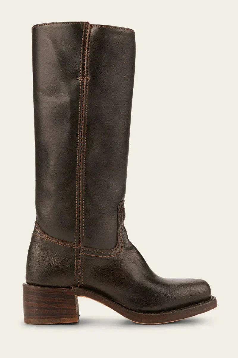 Women's knee-high boots with slim fit and structured sole