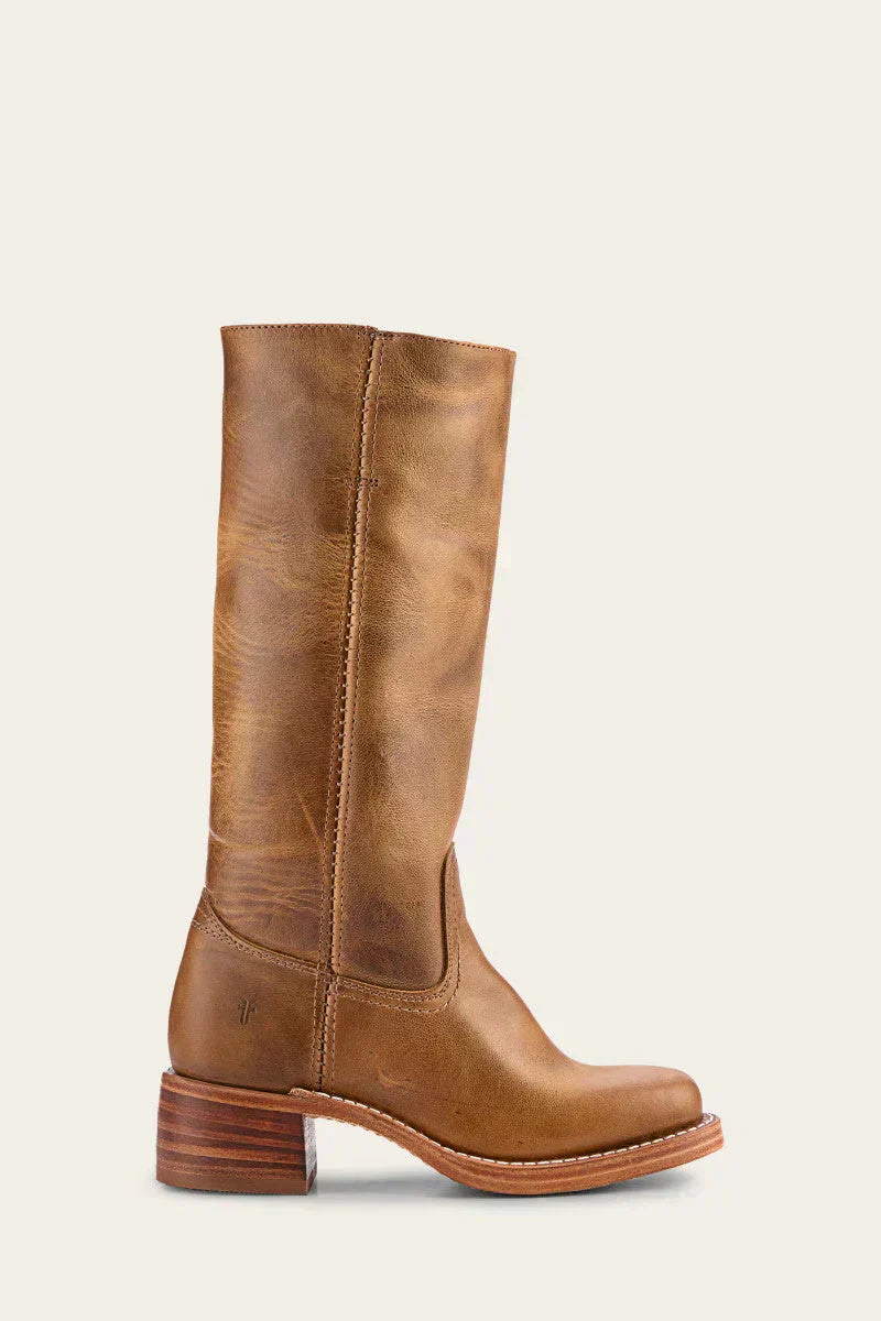Women's knee-high boots with slim fit and structured sole