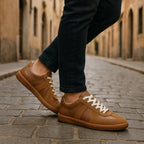 Women's lace-up sneakers with cushioned insole