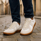 Women's lace-up sneakers with cushioned insole