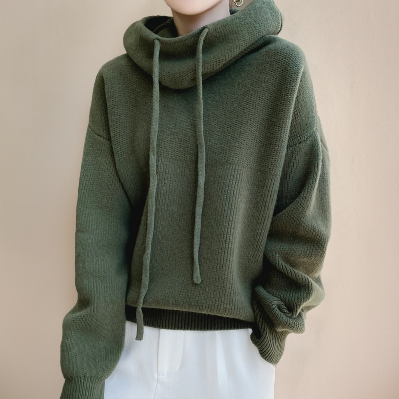 Women's long-sleeve pullover sweater with crew neckline