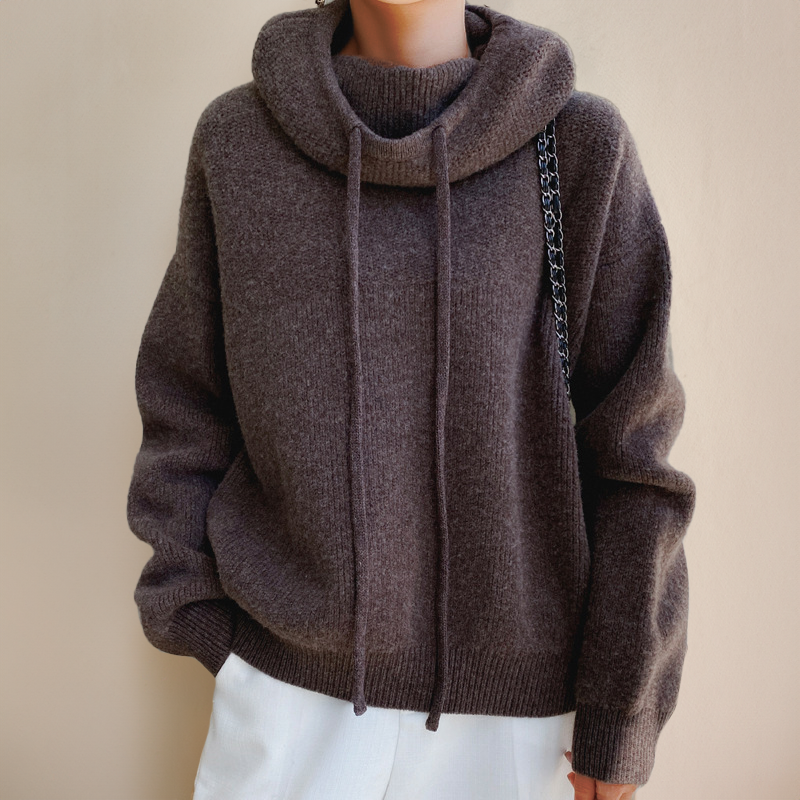Women's long-sleeve pullover sweater with crew neckline
