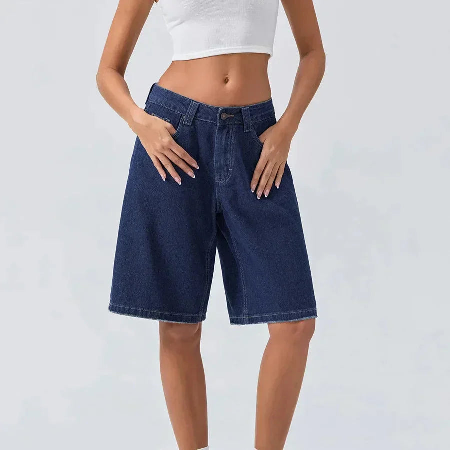 Women's low-rise longline denim shorts with wide leg