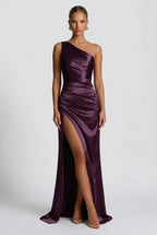Women's maxi dress with front slit