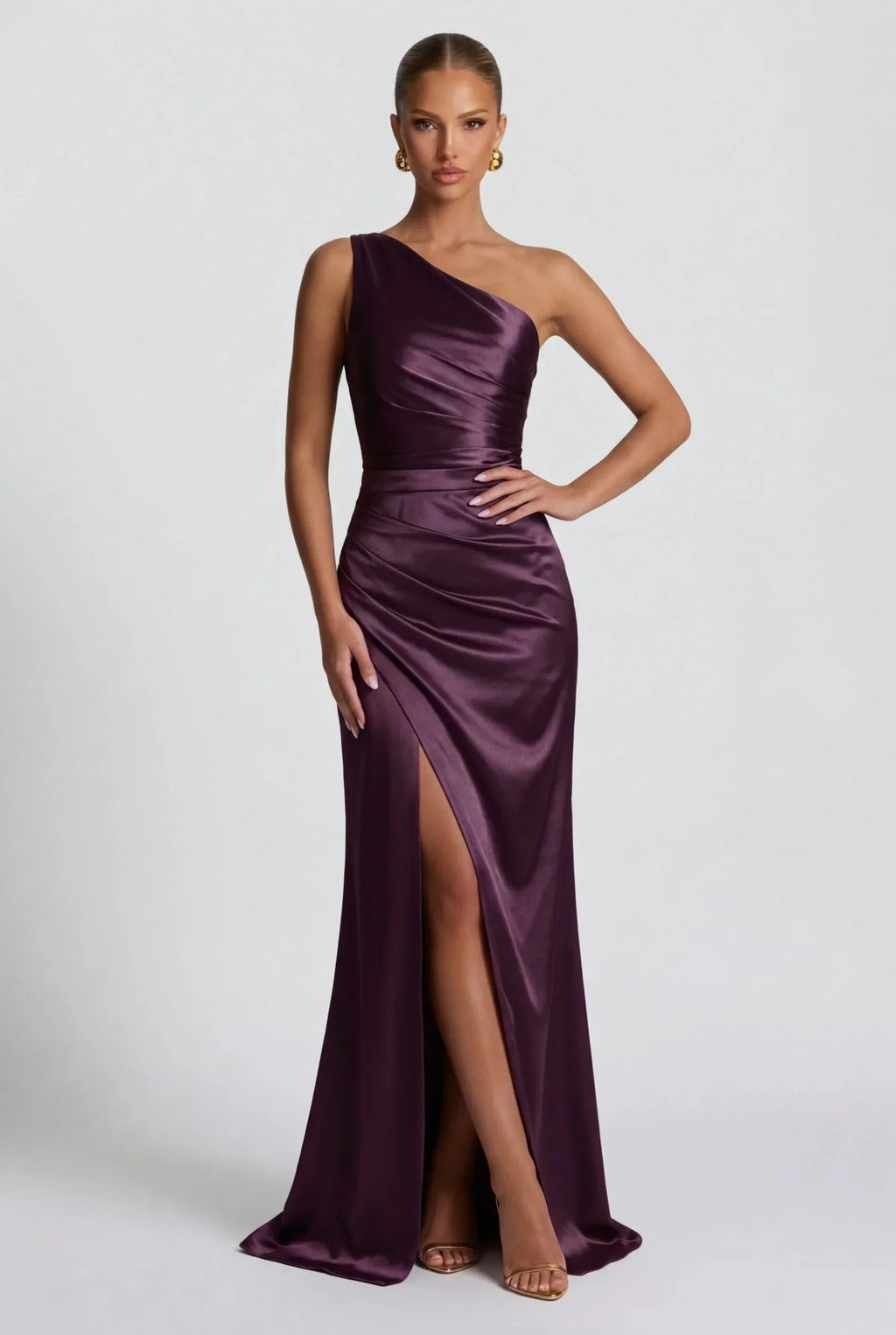 Women's maxi dress with front slit