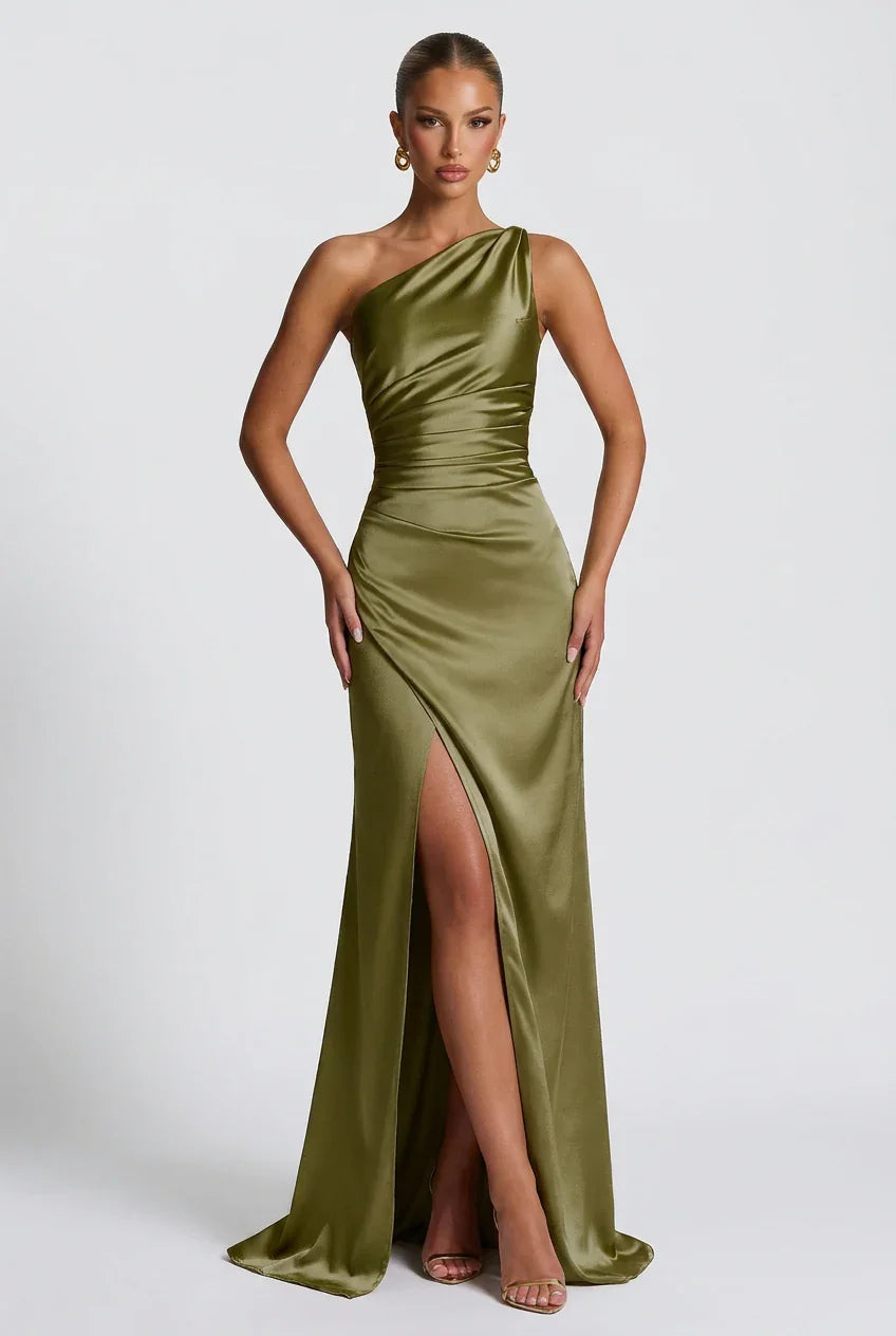 Women's maxi dress with front slit