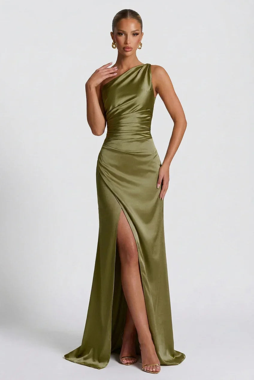 Women's maxi dress with front slit