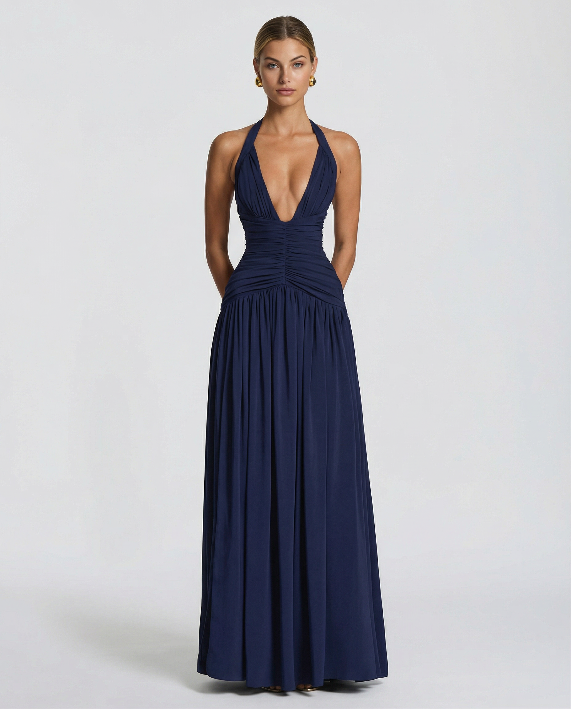 Women's maxi dress with halter neck and ruched corset